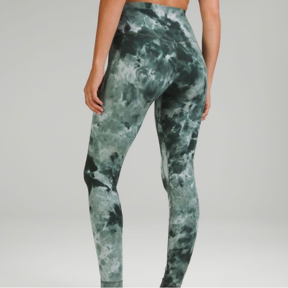 28 inch align leggings worn a few times